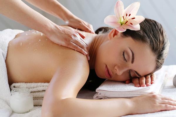 Massage GERMAINE DE CAPUCCINI Hôtel Magic Rock Gardens Benidorm Massage GERMAINE DE CAPUCCINI Hôtel Magic Rock Gardens Benidorm